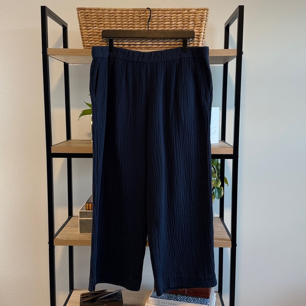 J. Jill High-Rise Gauzy Waffle Pull On Cropped Elastic Pants w/Pockets, L